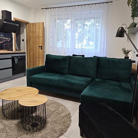 Apartman Manhattan Pressburg Exterior foto